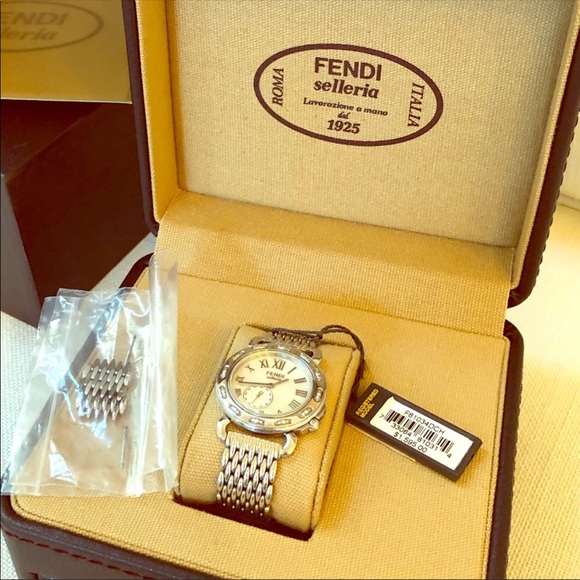 Fendi Accessories - Fendi selleria watch
